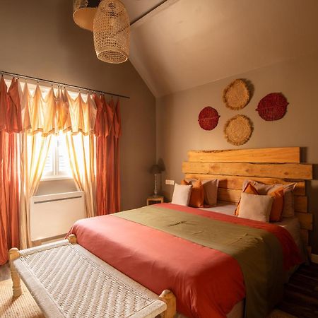 J&J Room - Hebergement D'Exception Pres De Provins! Le Bas Courton Exterior foto