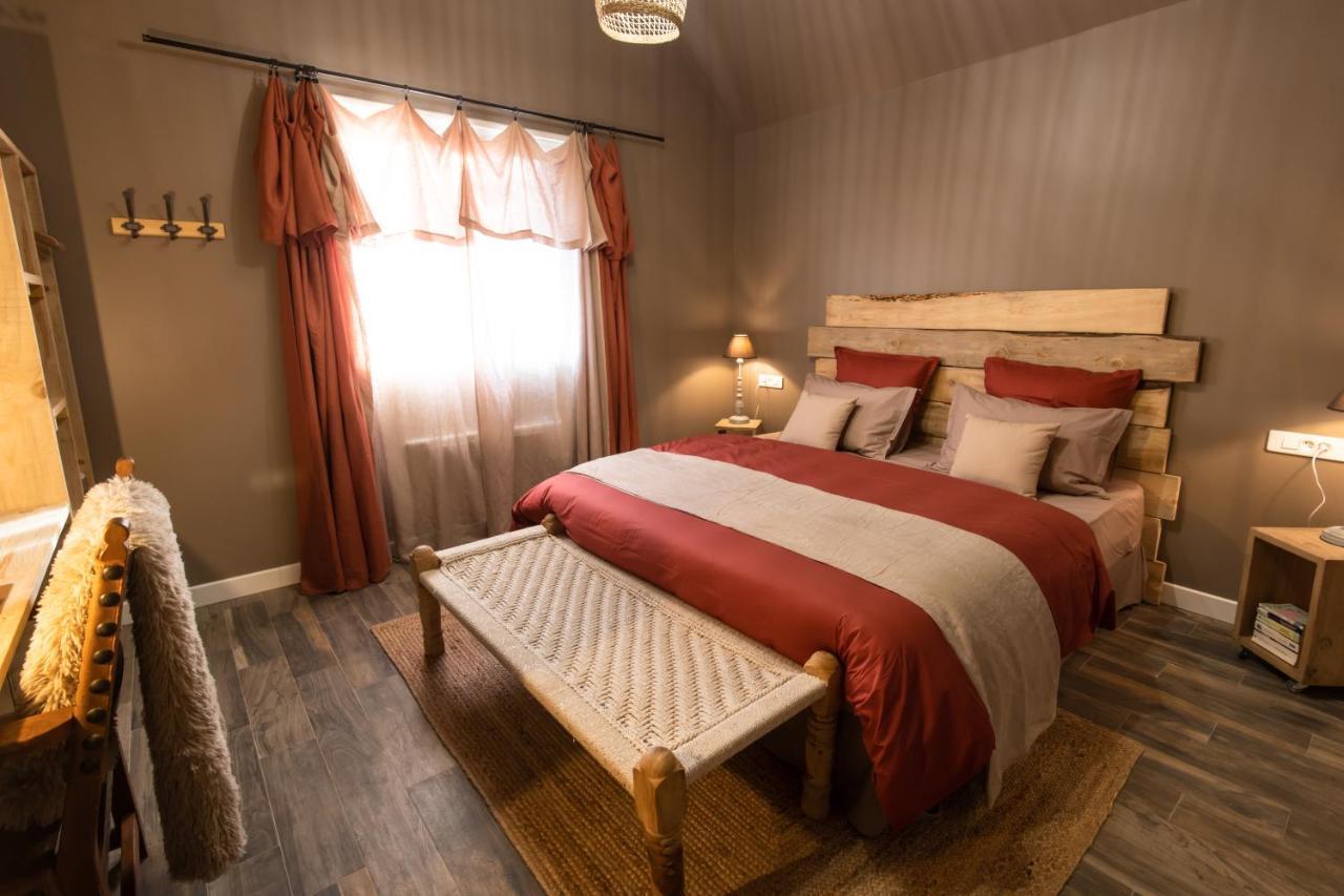 J&J Room - Hebergement D'Exception Pres De Provins! Le Bas Courton Exterior foto