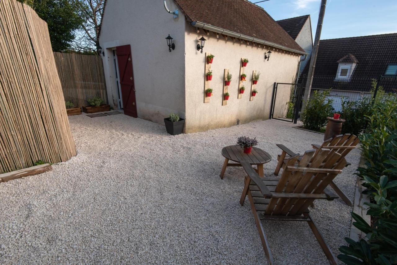 J&J Room - Hebergement D'Exception Pres De Provins! Le Bas Courton Exterior foto